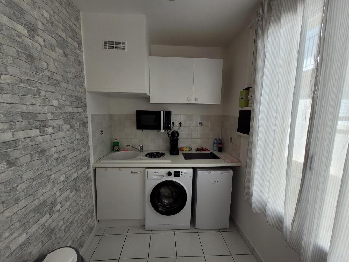 Appartement Spacieux 28M2 Avec Chambre Separee Иси-ле-Мулино Екстериор снимка